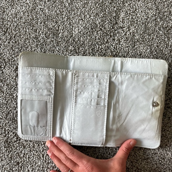 Vera Bradley Black and Pink Wristlet Clutch - Picture 4 of 6